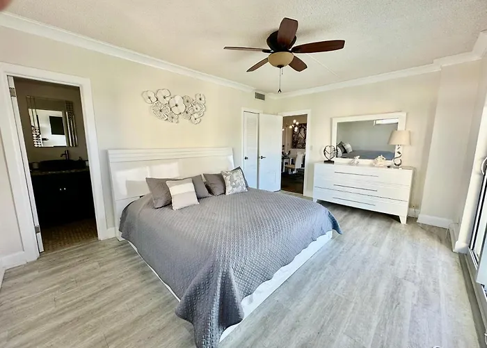 Luxury Beachfront Family-Friendly Condo